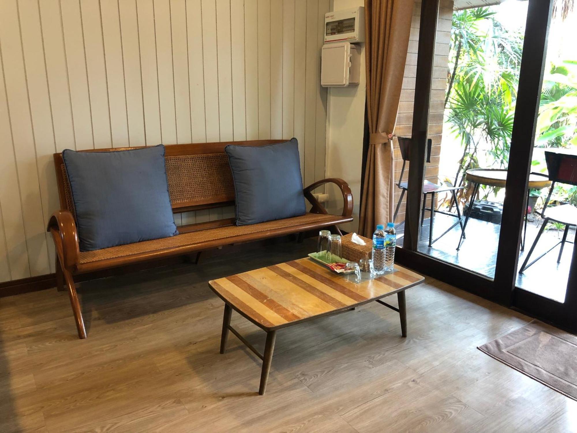 Likita Resort Ban Phe Exterior photo